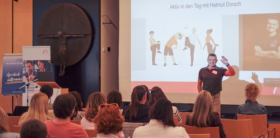 Eine Schulung mit Teilnehmerinnen und Teilnehmern, bei einem Event der bbw Gruppe 