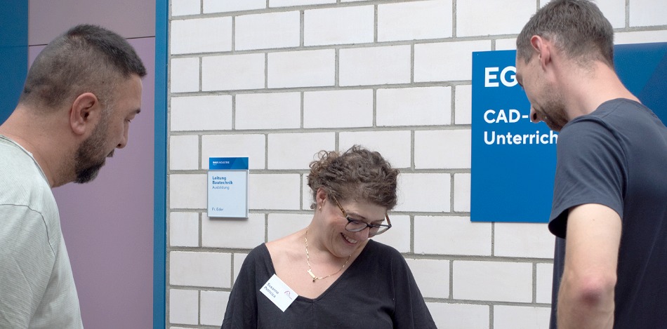 Gespräche beim IMT